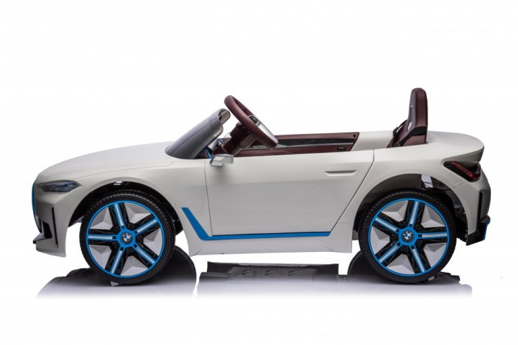 Coche eléctrico infantil BMW i4 blanco