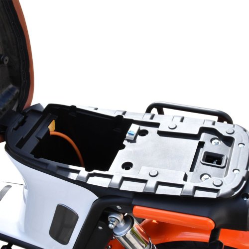 Elektroskúter RACCEWAY® E-BABETA® II, bielo-oranžová