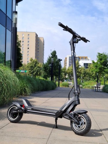 Električni romobil Eljet ArTron G18