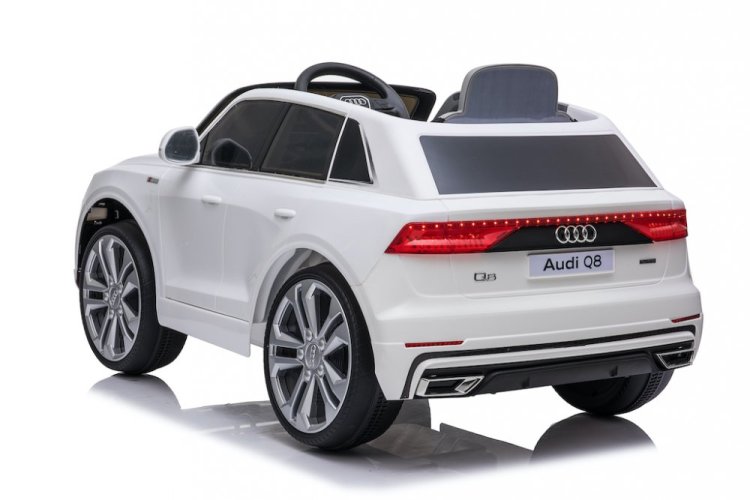 Dětské elektrické auto Audi Q8 bílá